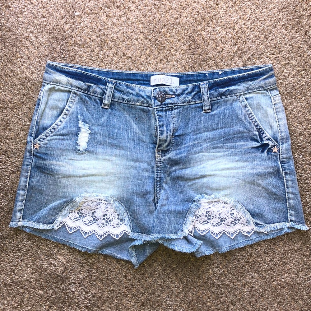Ripped/Laced Jean Shorts